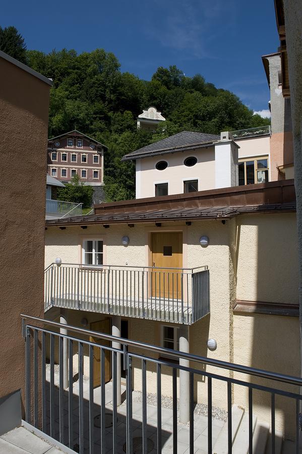 Hotel Kolping Hallein Bagian luar foto