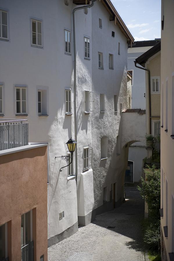Hotel Kolping Hallein Bagian luar foto